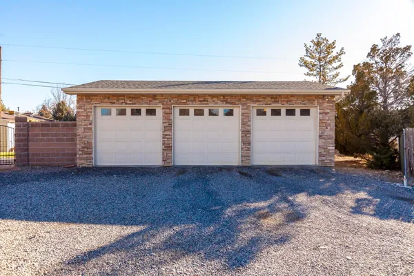 $970,000 | 685 Crestridge Drive, Grand Junction, CO 81506