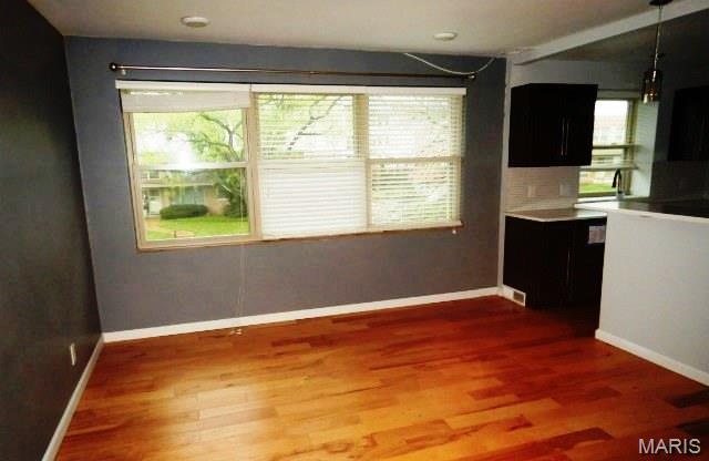 4 Delcrest Court, Unit 201 St. Louis, MO 63124 - Photo 2 of 11