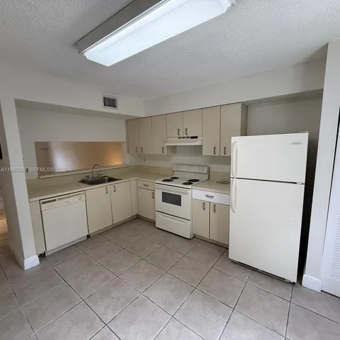$2,100 | 8260 Southwest 149th Court, Unit 9205, Miami, FL 33193