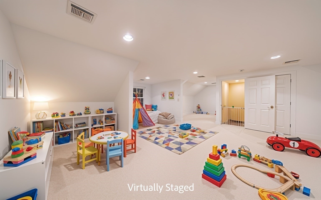 27 Mellon Road Wellesley, MA 02482 - Photo 32 of 42