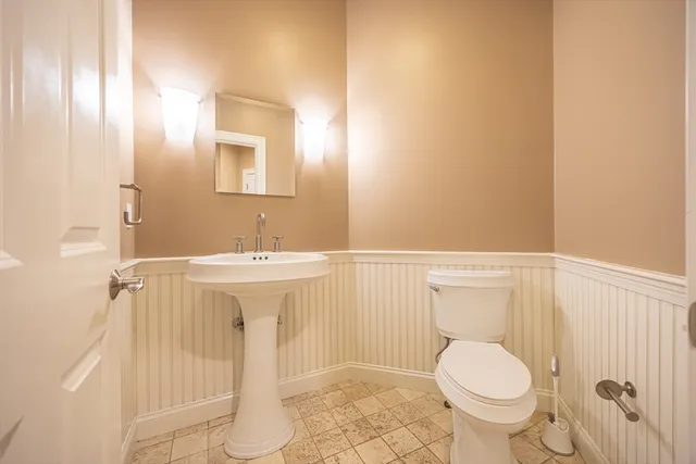 $10,000 | 27 Mellon Road, Wellesley, MA 02482