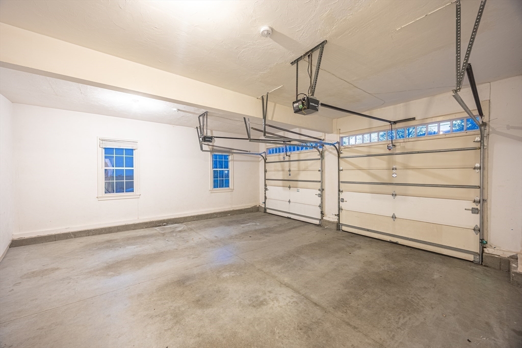 27 Mellon Road Wellesley, MA 02482 - Photo 38 of 42