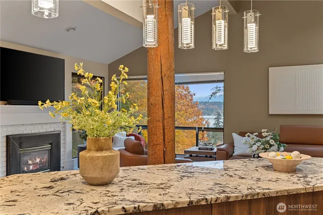 $1,125,000 | 118 168th Avenue Northeast, Bellevue, WA 98008