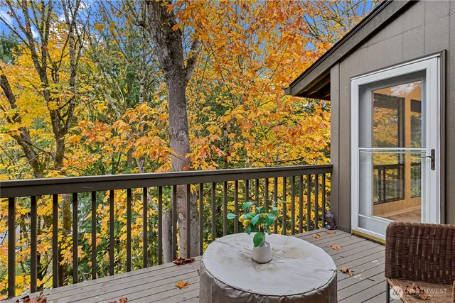 $1,125,000 | 118 168th Avenue Northeast, Bellevue, WA 98008