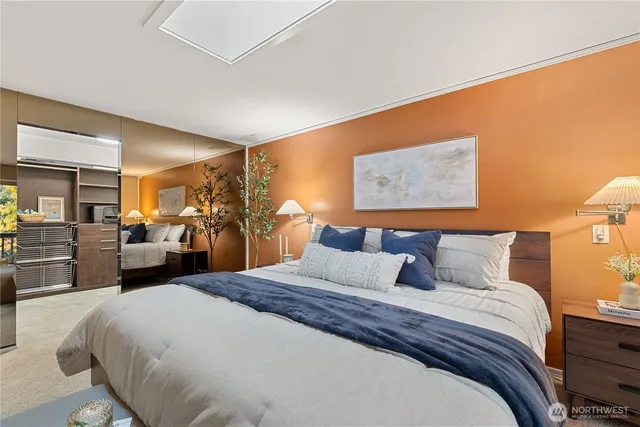 $1,125,000 | 118 168th Avenue Northeast, Bellevue, WA 98008