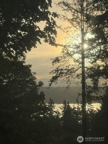 $1,125,000 | 118 168th Avenue Northeast, Bellevue, WA 98008