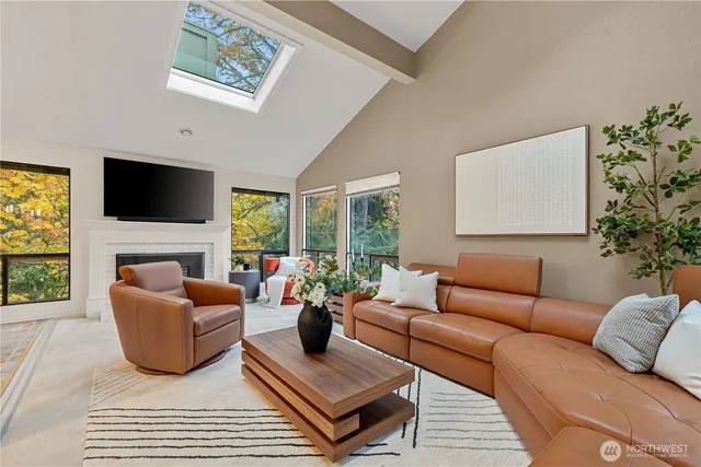 $1,125,000 | 118 168th Avenue Northeast, Bellevue, WA 98008