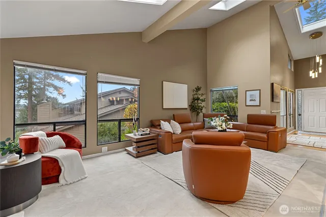 $1,125,000 | 118 168th Avenue Northeast, Bellevue, WA 98008