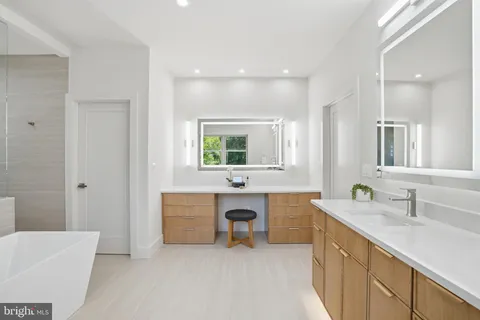 $2,249,000 | 3022 Castle Road, Falls Church, VA 22044