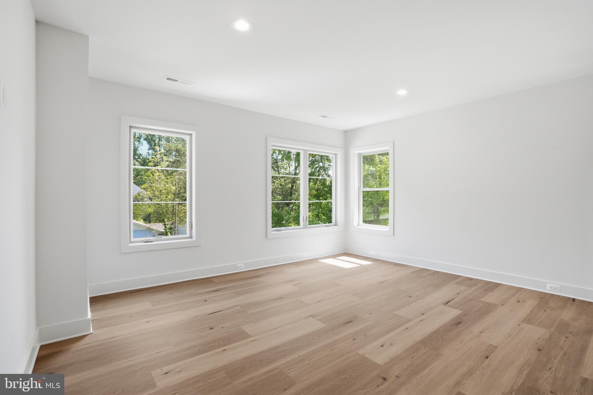 3022 Castle Road Falls Church, VA 22044 - Photo 59 of 95