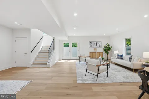 $2,249,000 | 3022 Castle Road, Falls Church, VA 22044