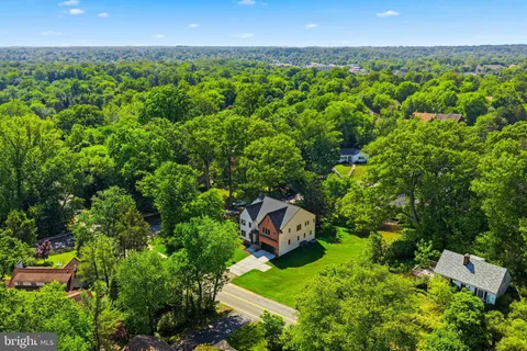 $2,249,000 | 3022 Castle Road, Falls Church, VA 22044