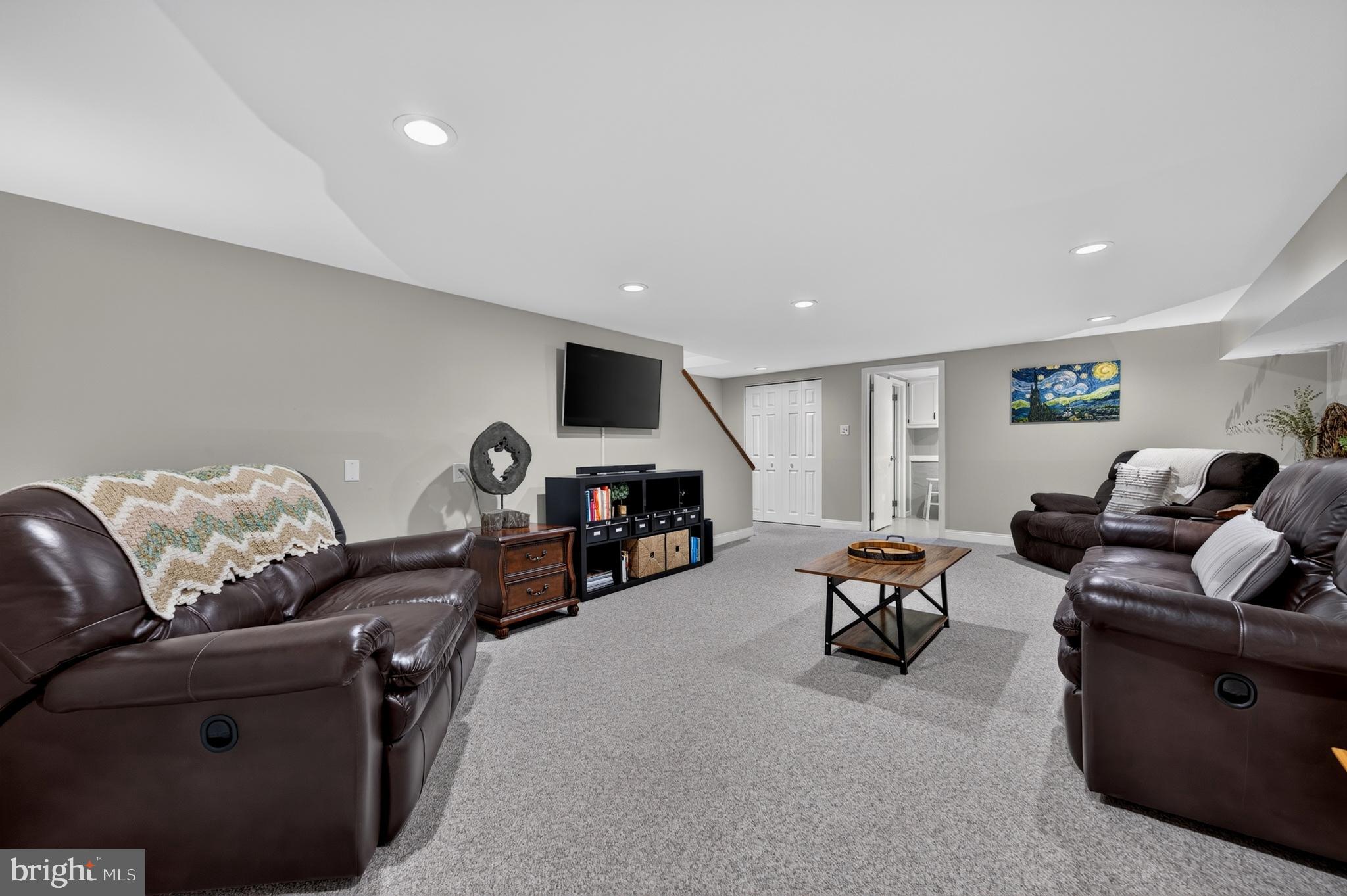 2530 Ball Road Willow Grove, PA 19090 - Photo 14 of 39 Gallery Image 14