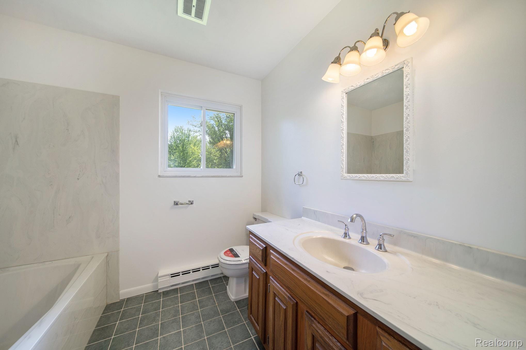 3677 Gregory Road Gregory, MI 48137 - Photo 12 of 23 3677-Gregory_20.jpg