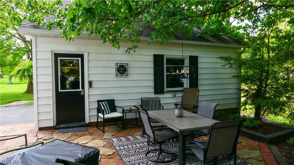 2069 State Road Northwest Warren, OH 44481 - Photo 31 of 45 View of patio