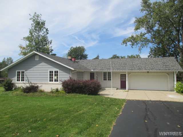 730 Pavement Road Lancaster, NY 14086 - Photo 1 of 1 Exterior Front