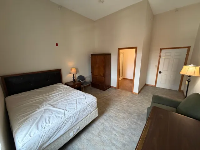 $800 | 542 Benson Avenue Southwest, Unit ENSUITE 220, Willmar, MN 56201