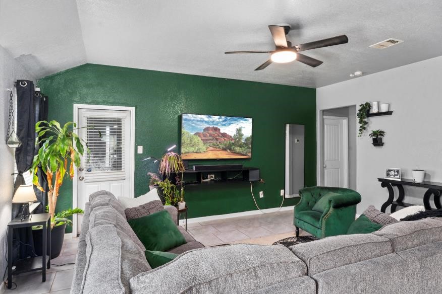 715 Harvest Bluff Drive Rosharon, TX 77583 - Photo 13 of 36