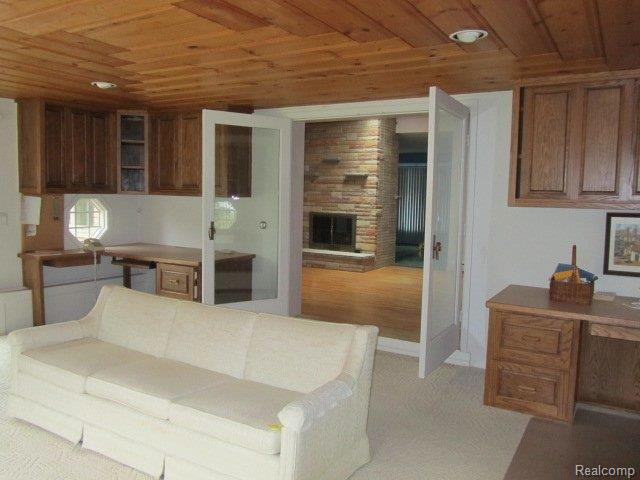 5205 Longmeadow Road Bloomfield Hills, MI 48304 - Photo 10 of 16 Library