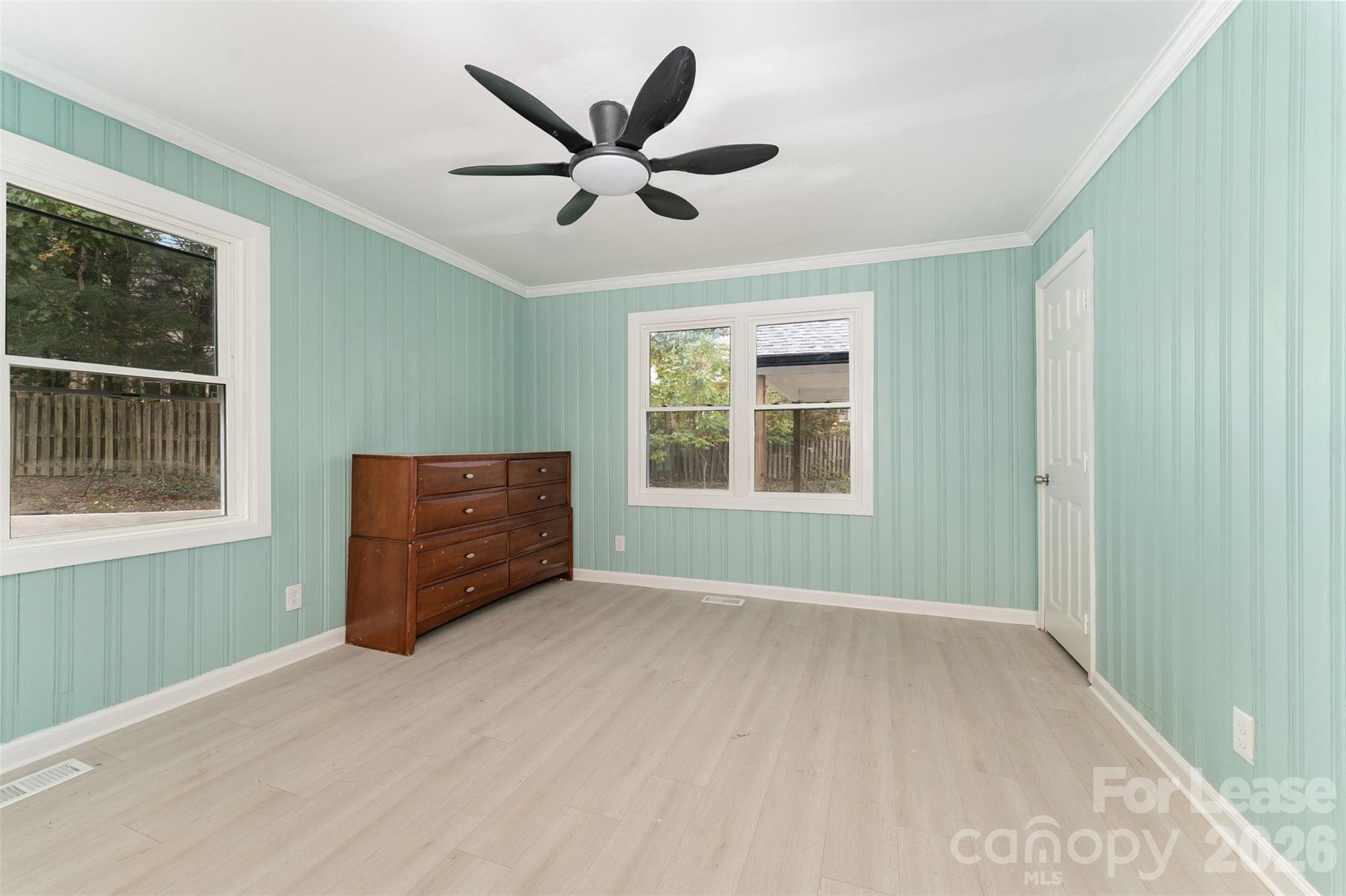 1906 New Garden Road Greensboro, NC 27410 - Photo 31 of 35