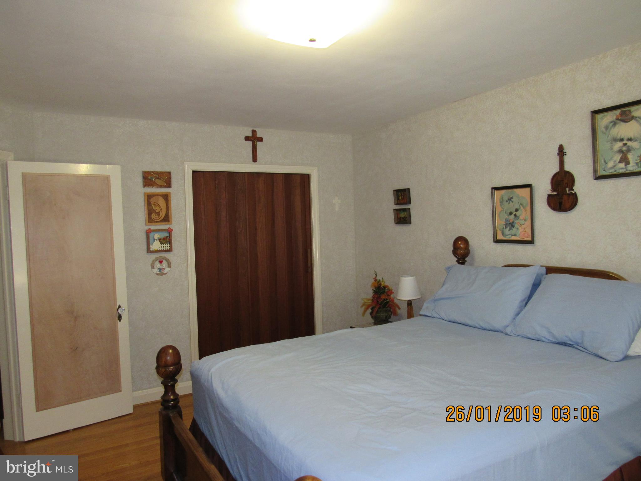 1524 Tunlaw Road Baltimore, MD 21218 - Photo 11 of 34 Deep closet