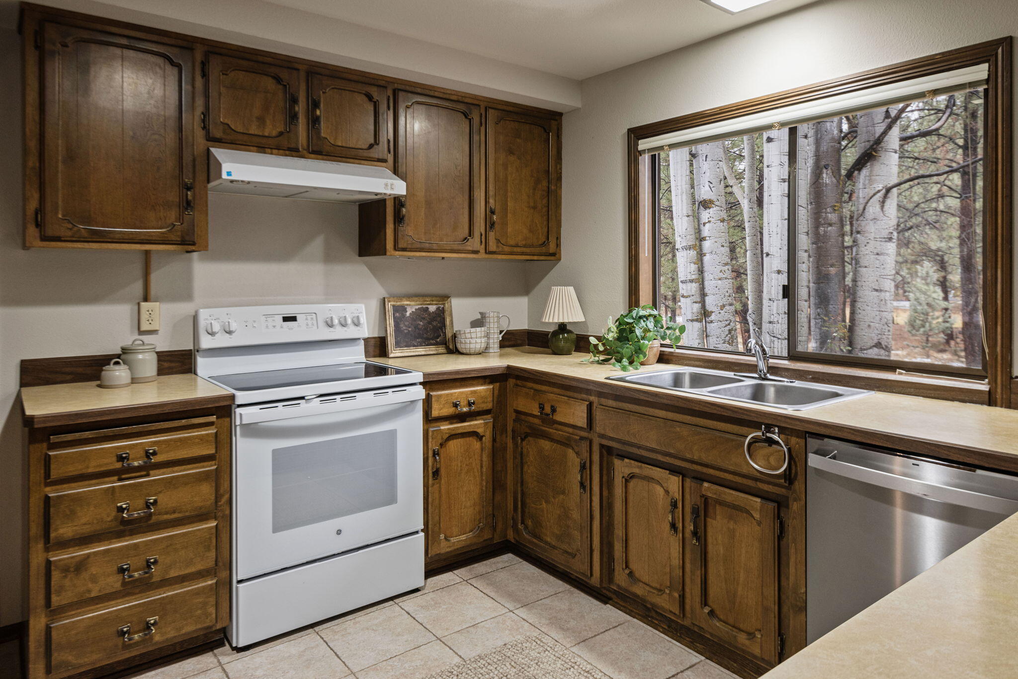 60205 East Ridgeview Drive Bend, OR 97702 - Photo 10 of 21 10-web-or-mls-DSC_8665