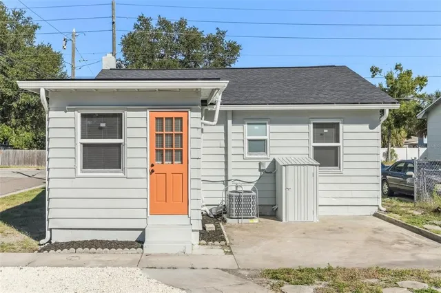 $269,900 | 2001 37th Street South, St. Petersburg, FL 33711