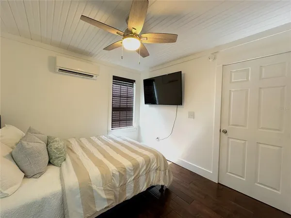 $3,000 | 222 Northeast 1st Avenue, Crystal River, FL 34429