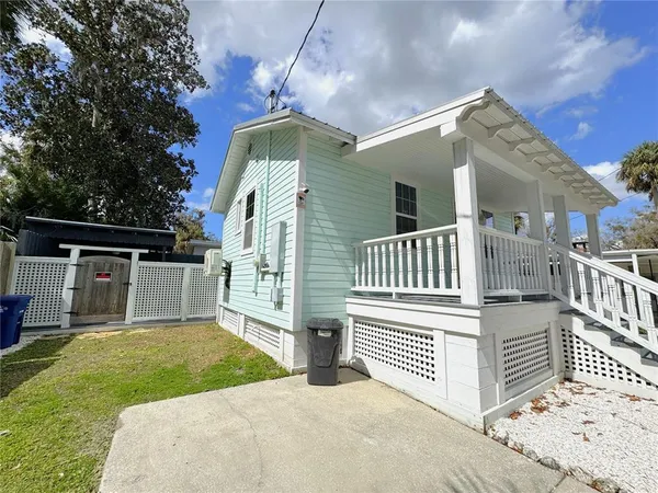 $3,000 | 222 Northeast 1st Avenue, Crystal River, FL 34429