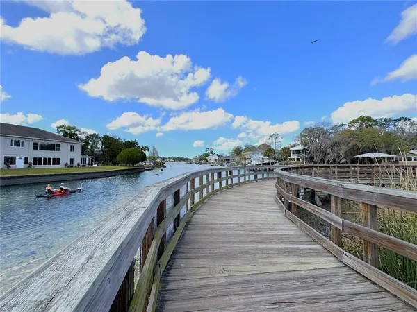 $3,000 | 222 Northeast 1st Avenue, Crystal River, FL 34429