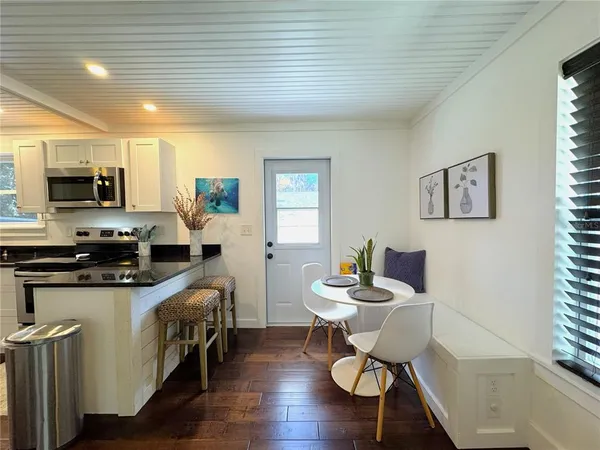 $3,000 | 222 Northeast 1st Avenue, Crystal River, FL 34429