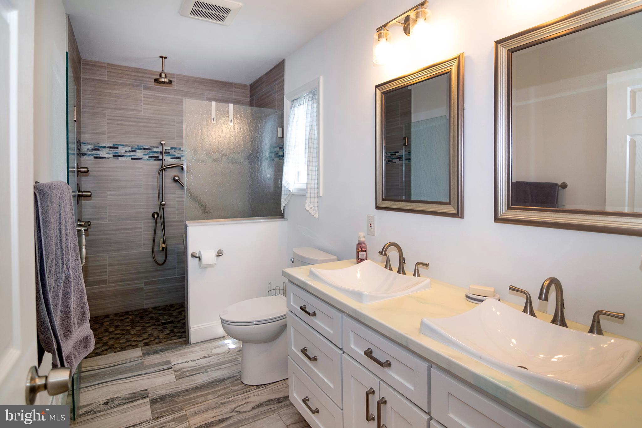87 Freedom Road Sewell, NJ 08080 - Photo 34 of 64 Master Bathroom