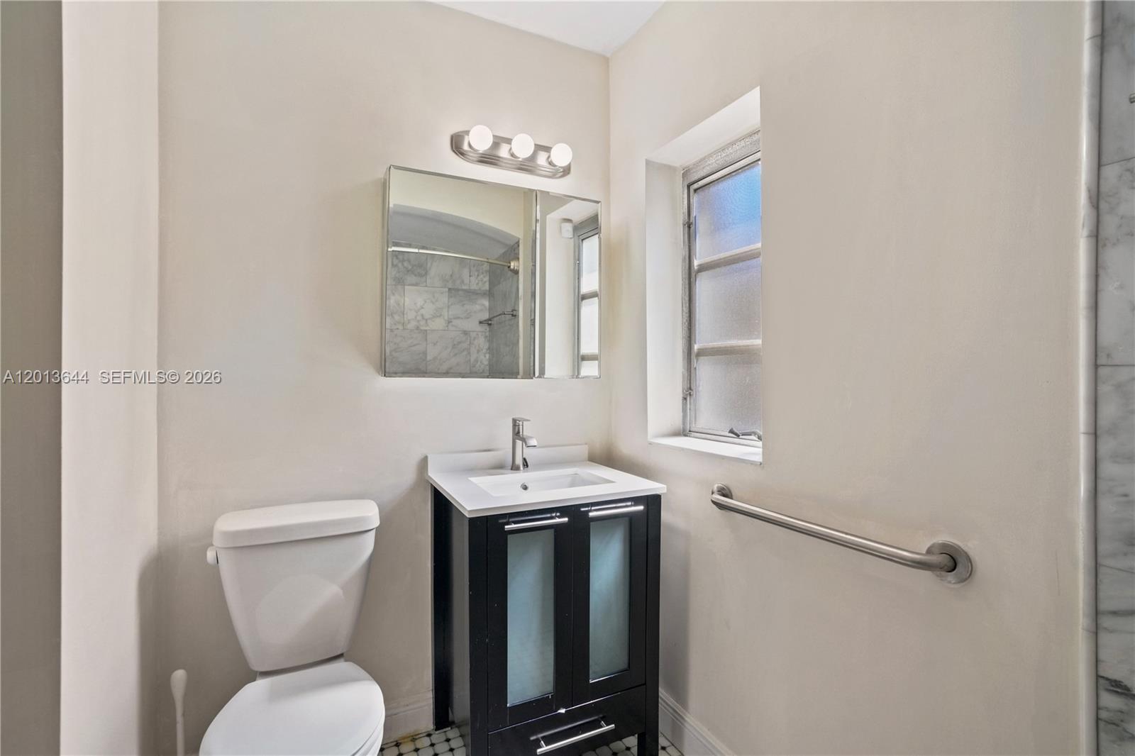 2460 Southwest 24th Street Miami, FL 33145 - Photo 21 of 47