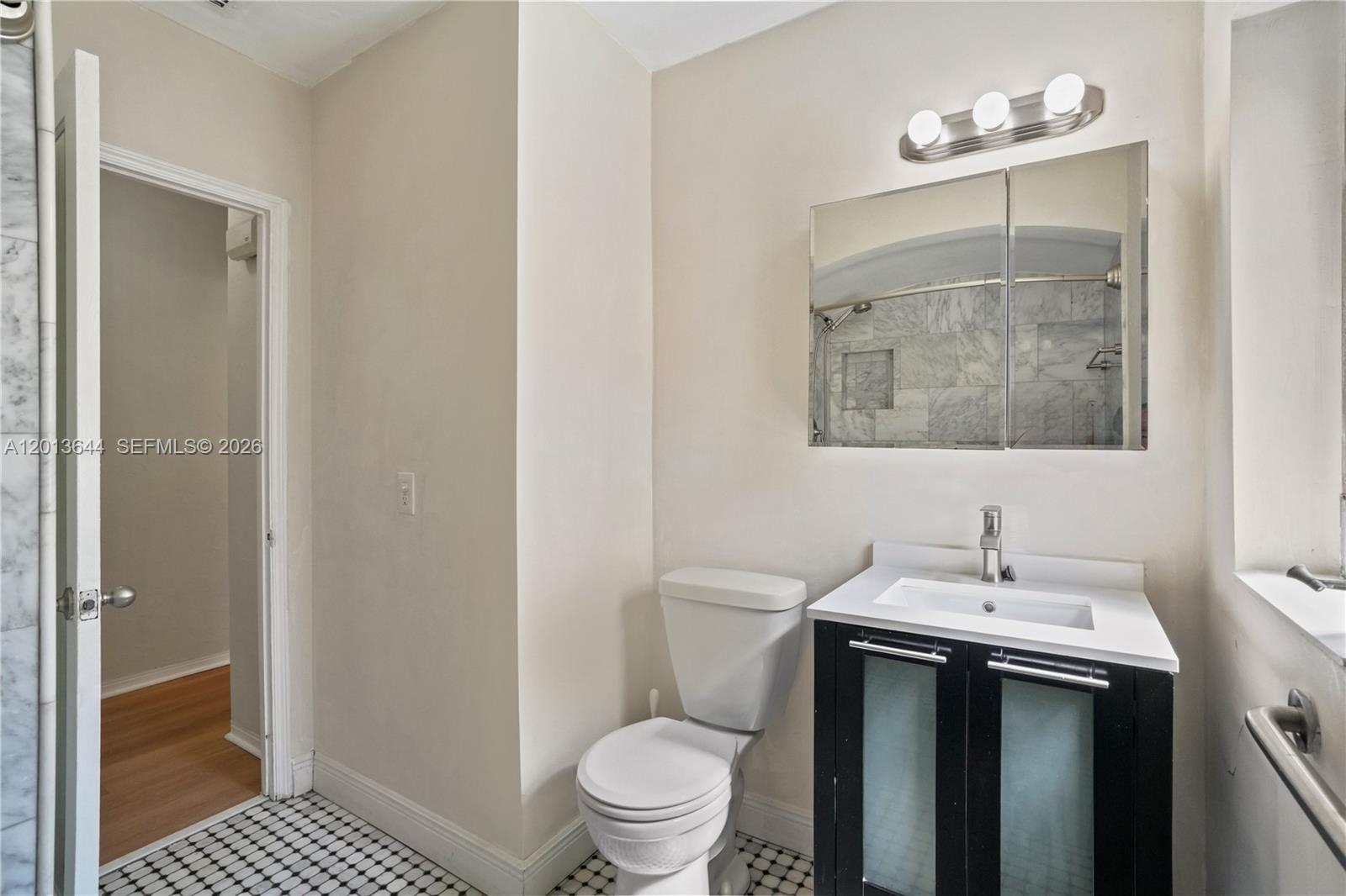 2460 Southwest 24th Street Miami, FL 33145 - Photo 22 of 47