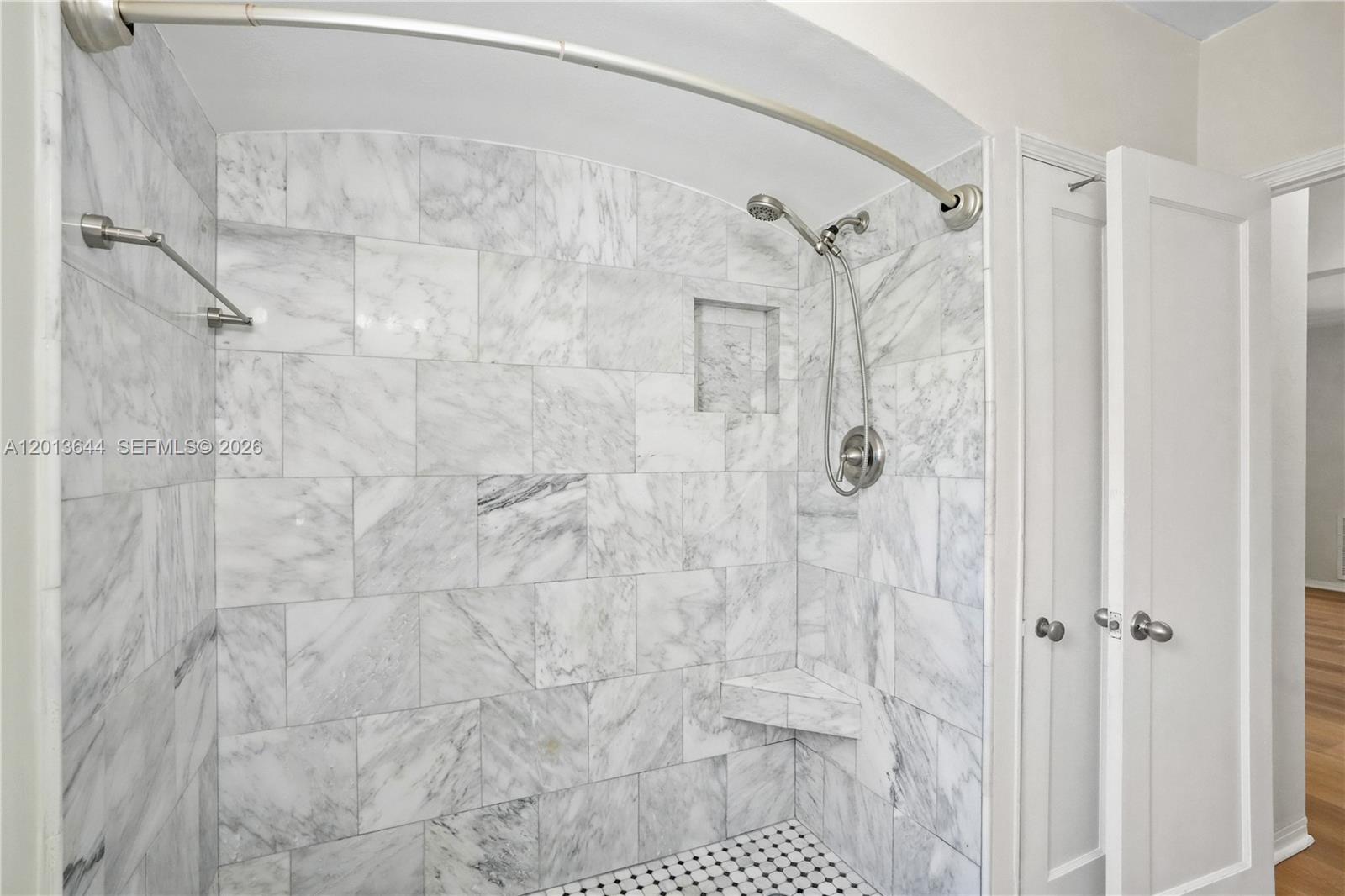 2460 Southwest 24th Street Miami, FL 33145 - Photo 23 of 47