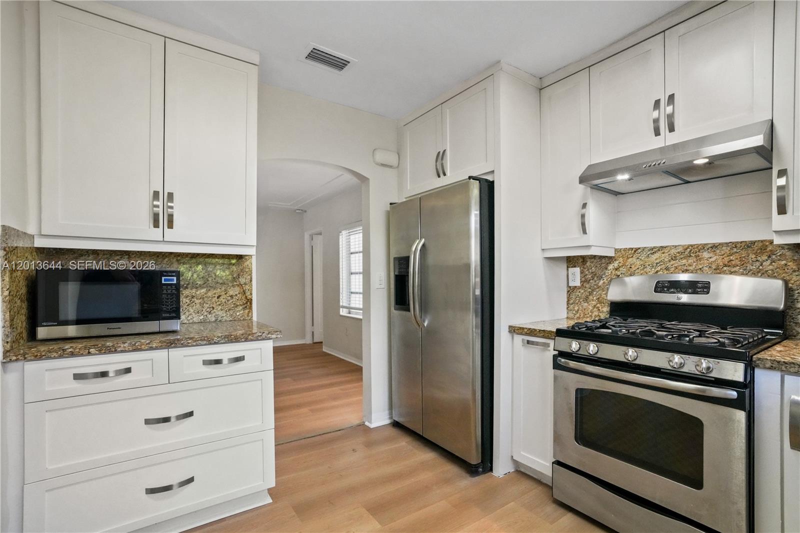 2460 Southwest 24th Street Miami, FL 33145 - Photo 31 of 47
