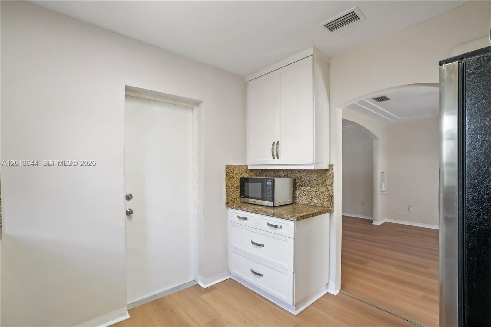 2460 Southwest 24th Street Miami, FL 33145 - Photo 33 of 47