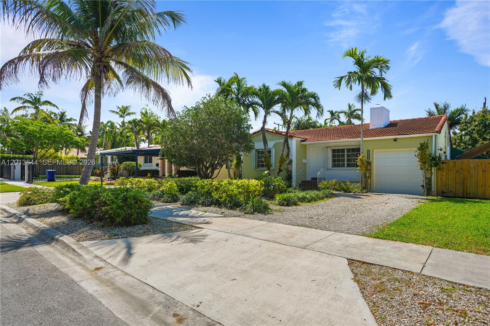 2460 Southwest 24th Street Miami, FL 33145 - Photo 5 of 47