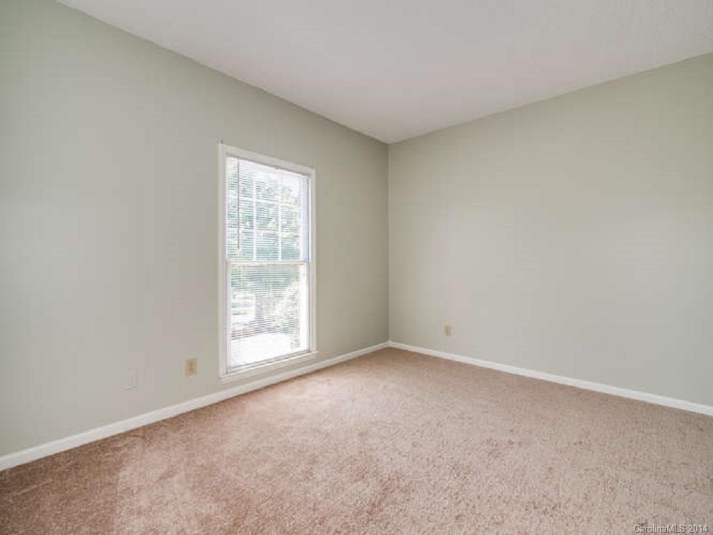 301 Queens Road, Unit 308 Charlotte, NC 28204 - Photo 8 of 15 Gallery Image 8