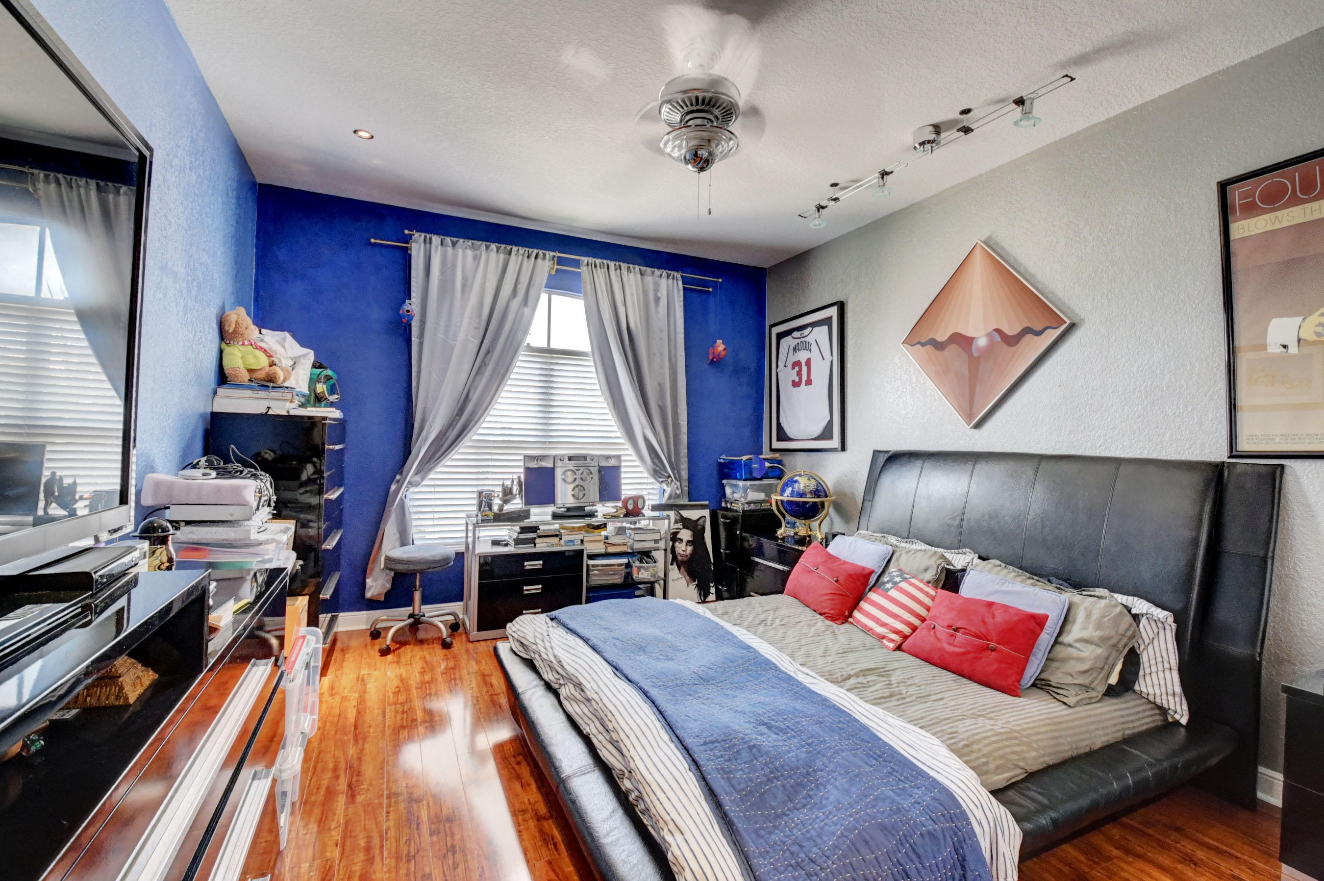 4284 Northwest 61st Lane Boca Raton, FL 33496 - Photo 15 of 21 Bedroom 3 - up