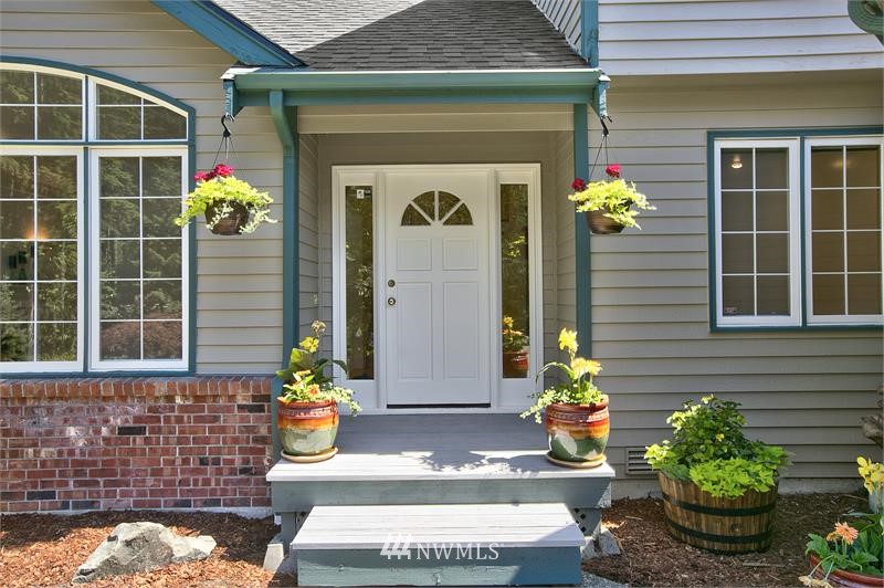 5301 156th Street Southeast Bothell, WA 98012 - Photo 2 of 23