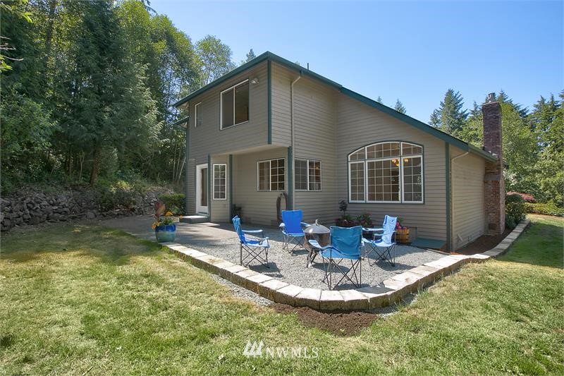 5301 156th Street Southeast Bothell, WA 98012 - Photo 3 of 23