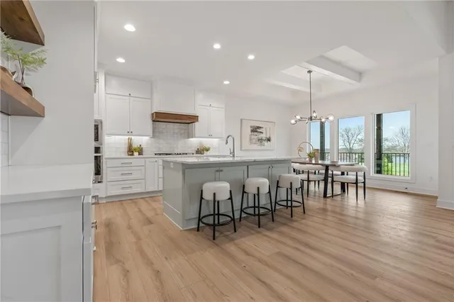 $794,900 | 1600 Northeast Park Springs Terrace, Lee's Summit, MO 64064