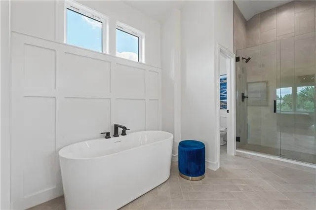 $794,900 | 1600 Northeast Park Springs Terrace, Lee's Summit, MO 64064