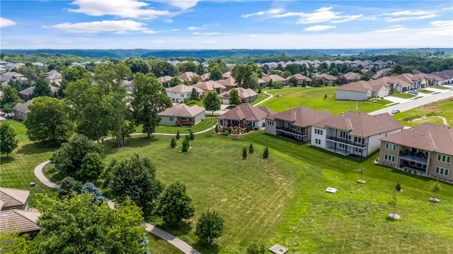 $794,900 | 1600 Northeast Park Springs Terrace, Lee's Summit, MO 64064