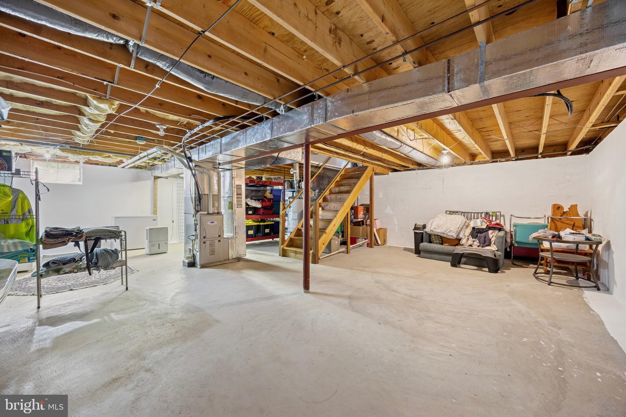 984 Rill Road Reading, PA 19606 - Photo 23 of 26 a view of a garage with furniture