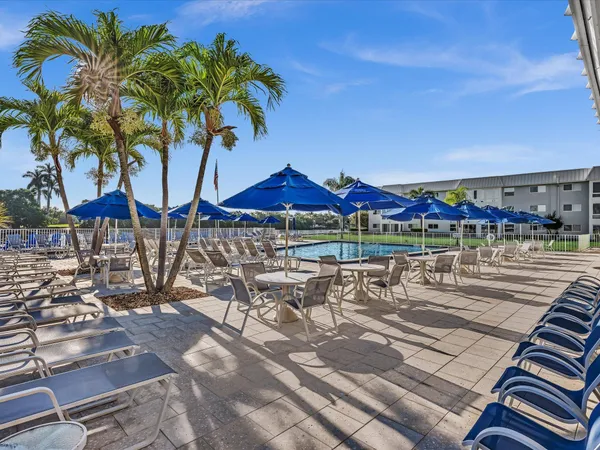 $239,900 | 19 Colonial Club Drive, Unit 105, Boynton Beach, FL 33435
