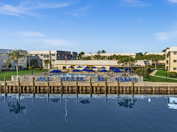 $239,900 | 19 Colonial Club Drive, Unit 105, Boynton Beach, FL 33435