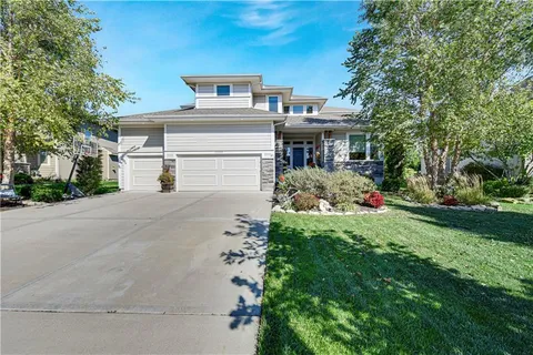 $1,080,000 | 11510 West 157th Terrace, Overland Park, KS 66221