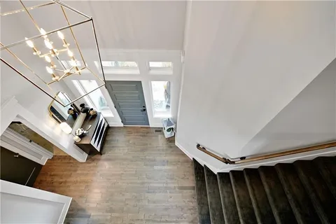 $1,080,000 | 11510 West 157th Terrace, Overland Park, KS 66221